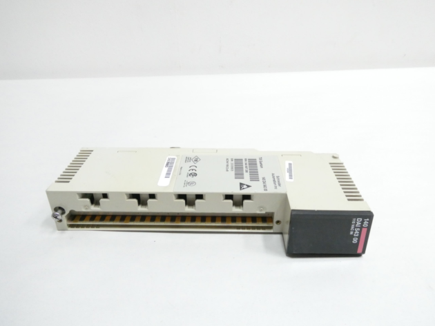 Schneider 170ADO73050 Quantum modlue - Image 2